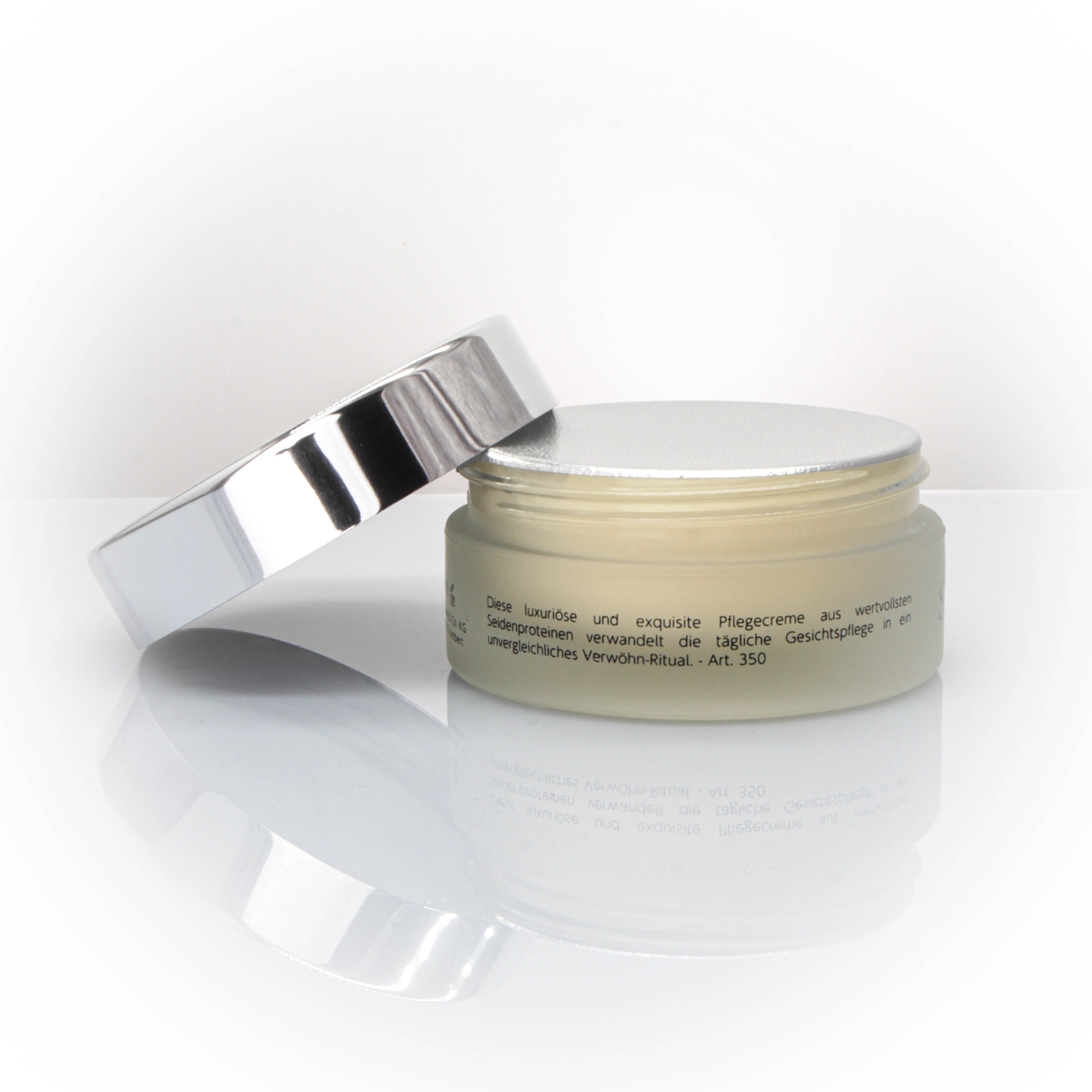 Flamboyance | Seiden-Creme